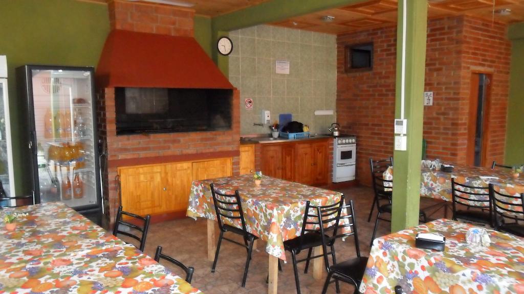 Residencial Arcoiris Hotel Пуерто Игуасу Екстериор снимка